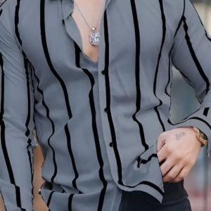 Men Regular Fit Striped Spread Collar Casual Shirt